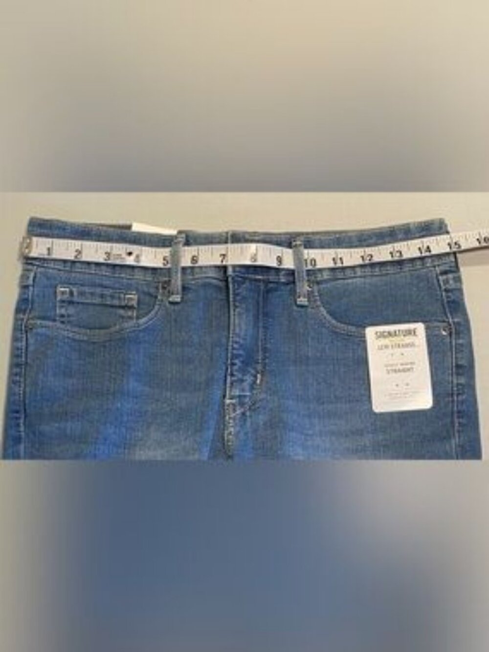 Signature by Levi Strauss Women's Straight Leg Jeans, size 4S, NWT - Picture 5 of 6